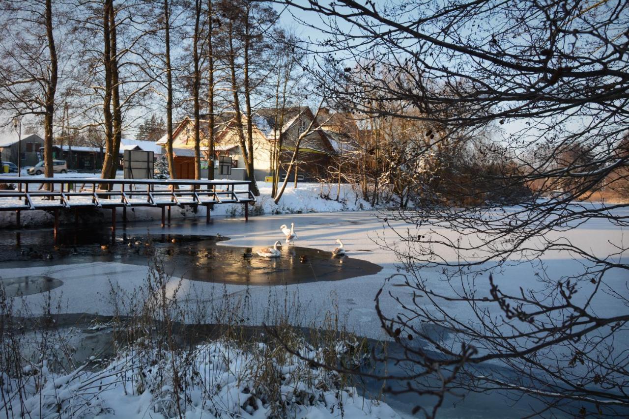 Baza Lipusz Villa Bagian luar foto